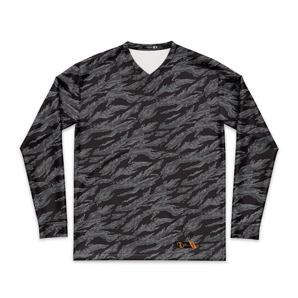Long Sleeve V-neck Tiger Stripe Black Out – Ginger Dynamics